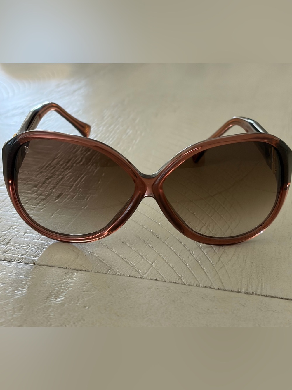 Louis Vuitton Brown Gradient Oversized Women’s “Soupçon” Sunglasses